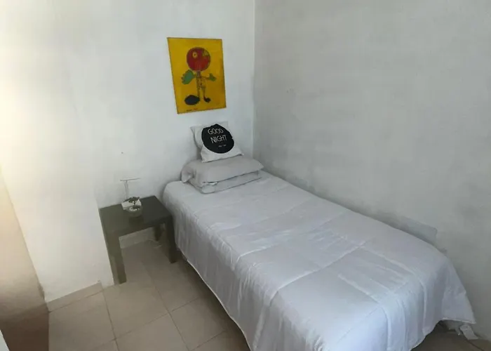 Homestay Condomio Marbella Mexico City